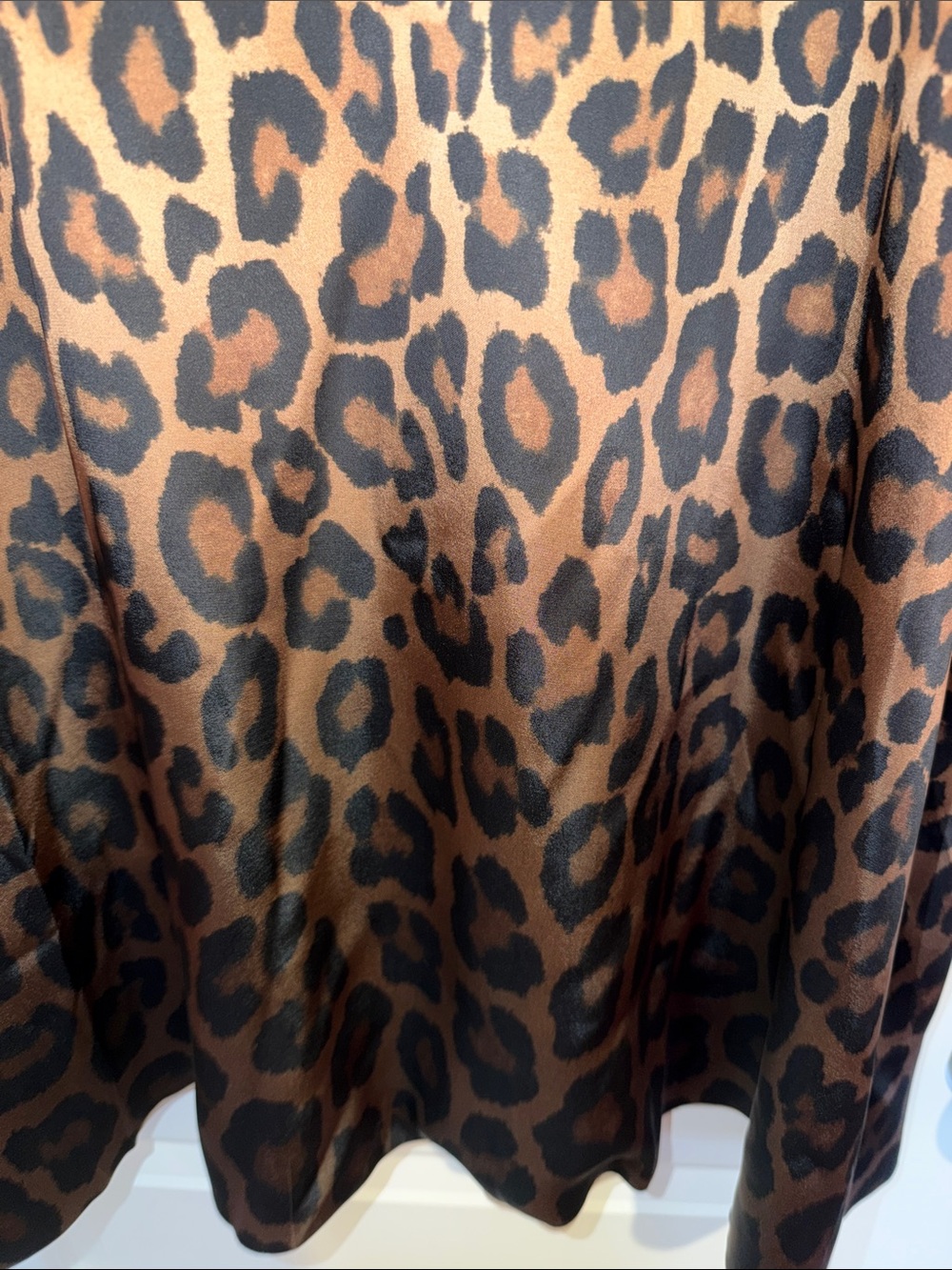 Chico’s Leopard Stretch Ombré Satin Maxi Skirt Brown/Black, Size 3X - Picture 3 of 5